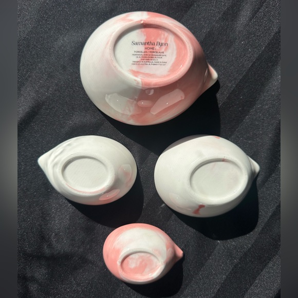 Samantha Pynn Home porcelain 4 measuring cups pink white nesting baking cookwear - Picture 2 of 5